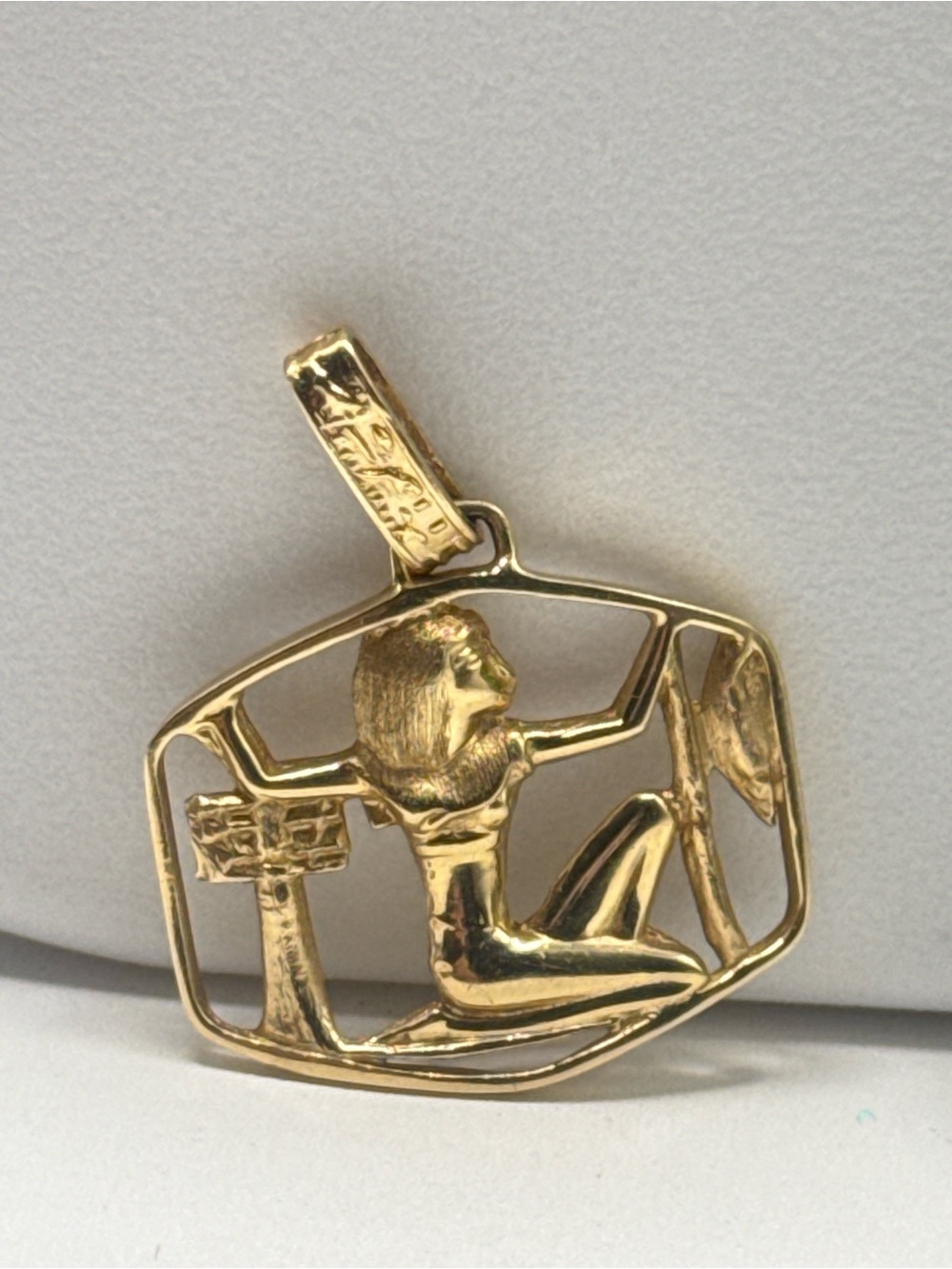 Vintage 14K Yellow Gold Egyptian Sign Statement Pendant Charm for Necklace